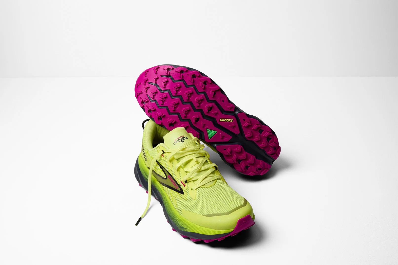 Cascadia 19 - Mujer - Image 8